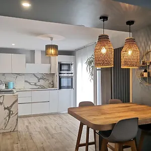 Superbe cosy T1 Bis Studio 40m2 indépendant en maison Appartement